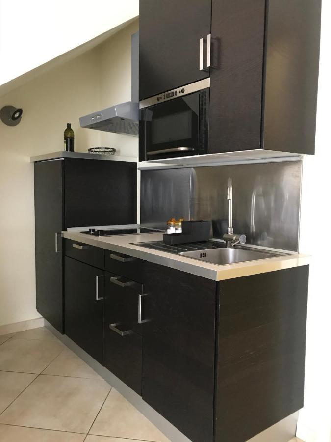 Lo Squero Rooms And Apartments Fano Exterior foto
